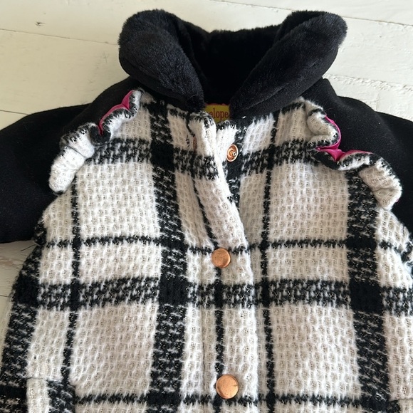 Penelope Mac 12 month pink, black white plaid, Rose, gold buttons jacket - Picture 3 of 9
